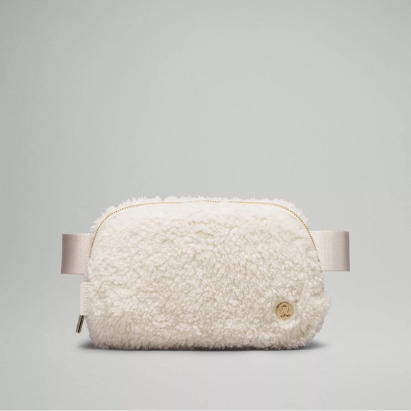 lululemon athletica Handbags - Lululemon Sherpa Belt Bag